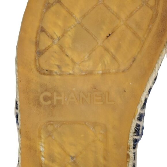 Chanel Interlocking CC Denim Canvas Slip On Espadrille Flats - Picture 8 of 10